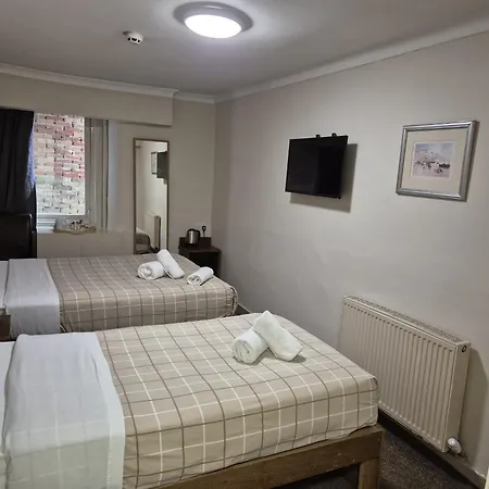 Glasgow House-2
