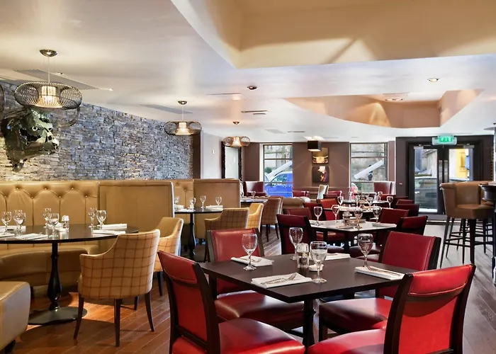 Glasgow GrosvenorAirport Hotel