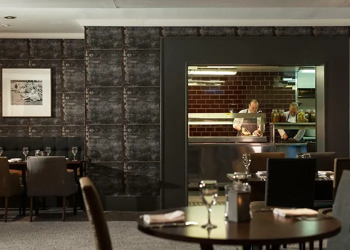 Glasgow West Hotel By Compass Hospitality